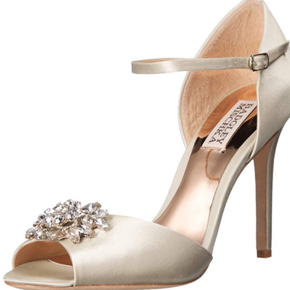 Badgley Mischka Bandera Pumps